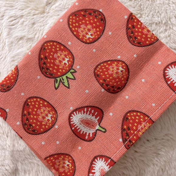 New Strawberry Pet Dog Cat Bandana Vintage Pink and Red - Picture 7 of 8